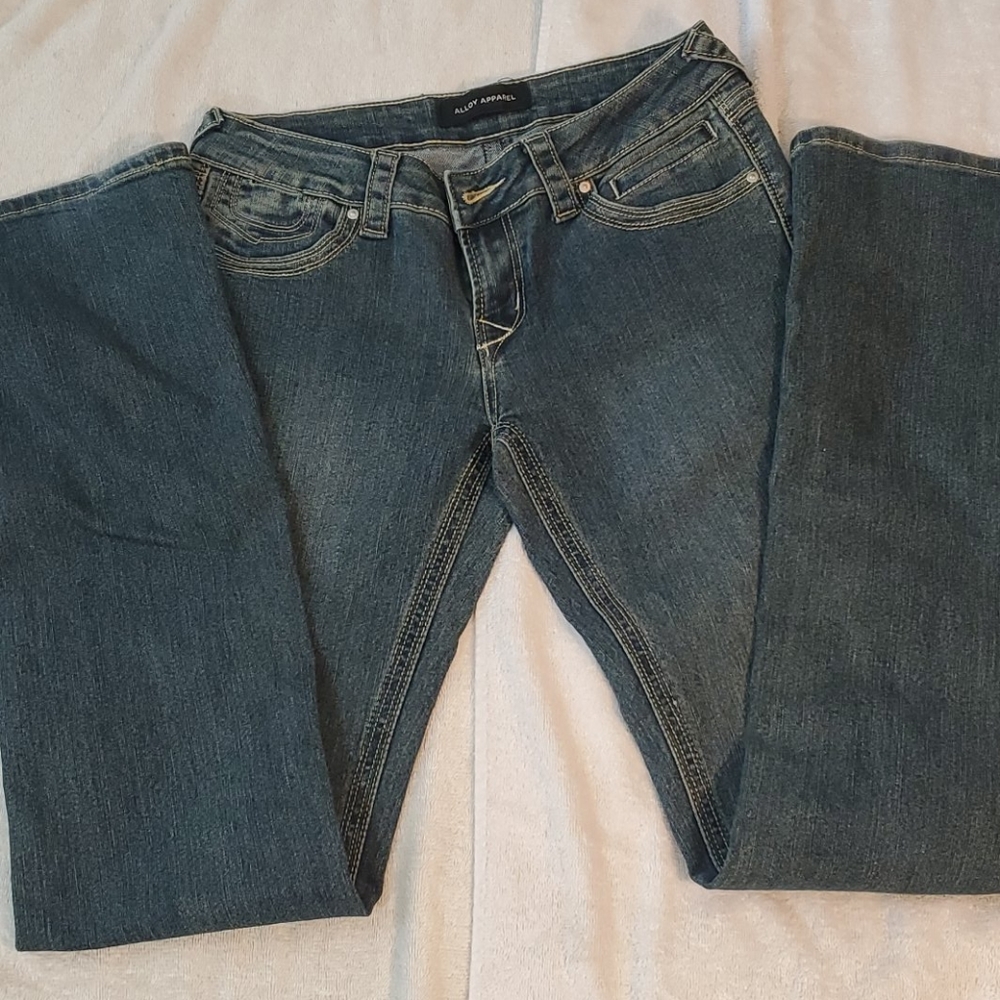 Alloy apparel Jean's size 6/35
